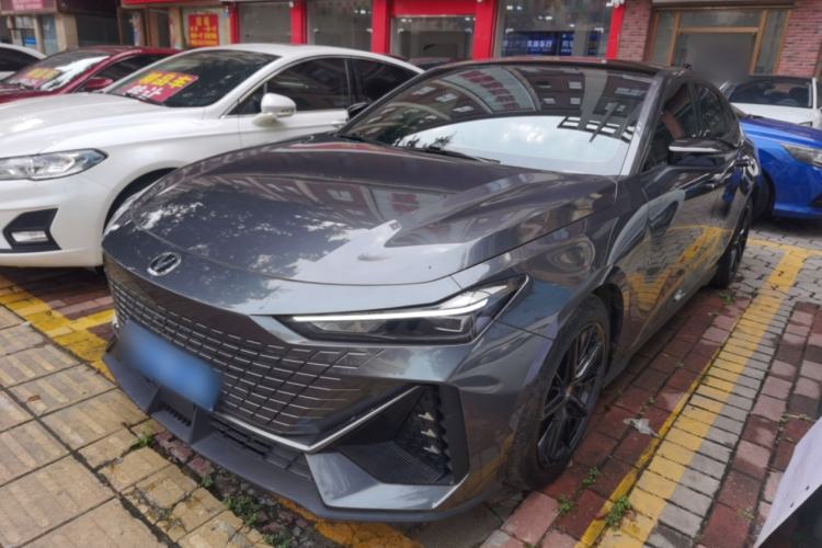 Used CHANGAN UNI-V 2022 1.5T Prestige Version