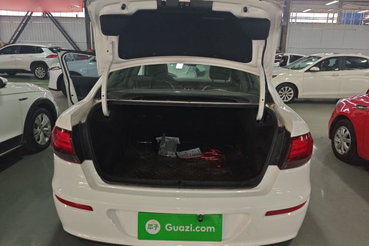 Used Qoros 3 2018 Sedan 1.6L Automatic Leading Model
