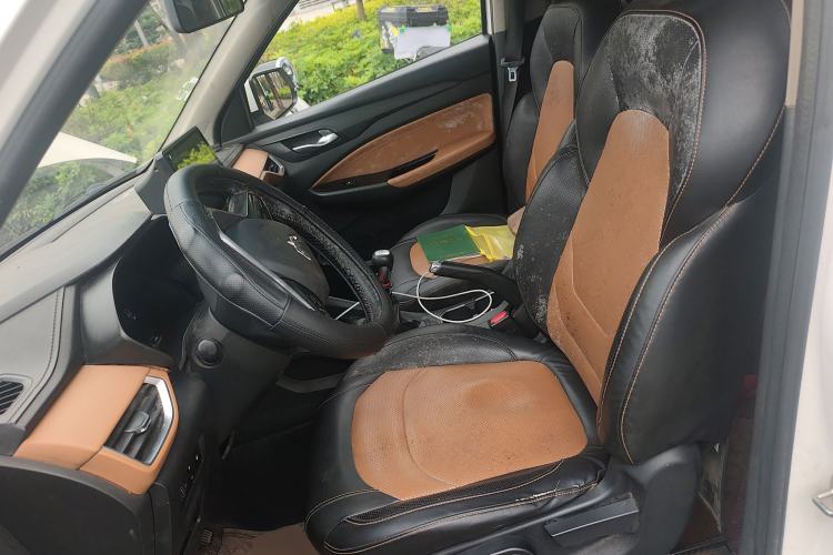 Used Wuling Hongguang S3 2018 1.5L Manual Comfort Model China V Standard