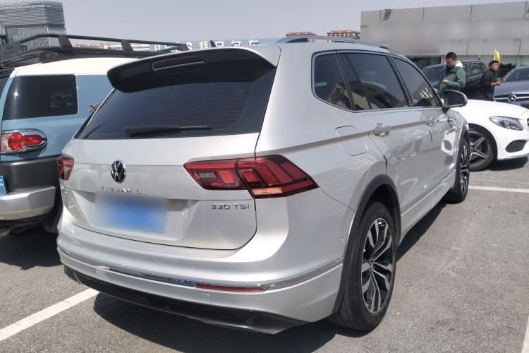 Used Volkswagen Tiguan L 2021 330TSI Automatic Two-Wheel Drive R-Line Enhanced Edition Rear Right 45 Deg