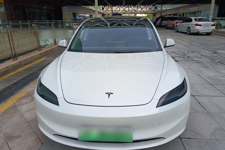Used Tesla Model 3 2025 Long-Range All-Wheel-Drive Version
