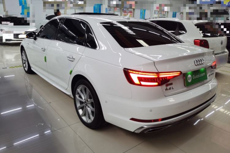 Used Audi A4L 2019 40 TFSI Fashion Edition China VI Emission Standard