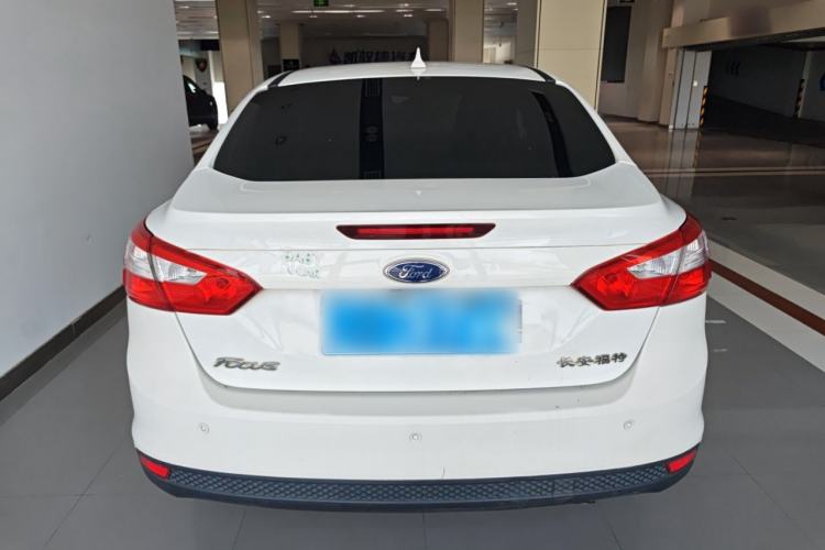 Used Ford Focus 2012 Sedan 1.6L Automatic Comfort Model
