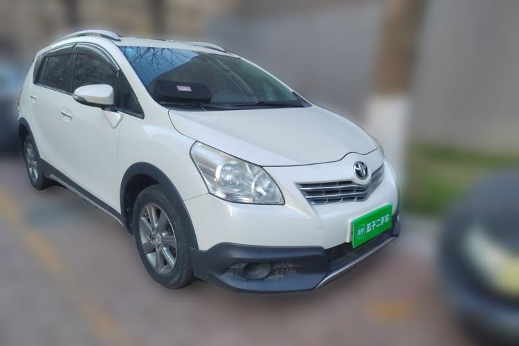 Used Toyota Verso 2015 180E CVT Crossover Edition
