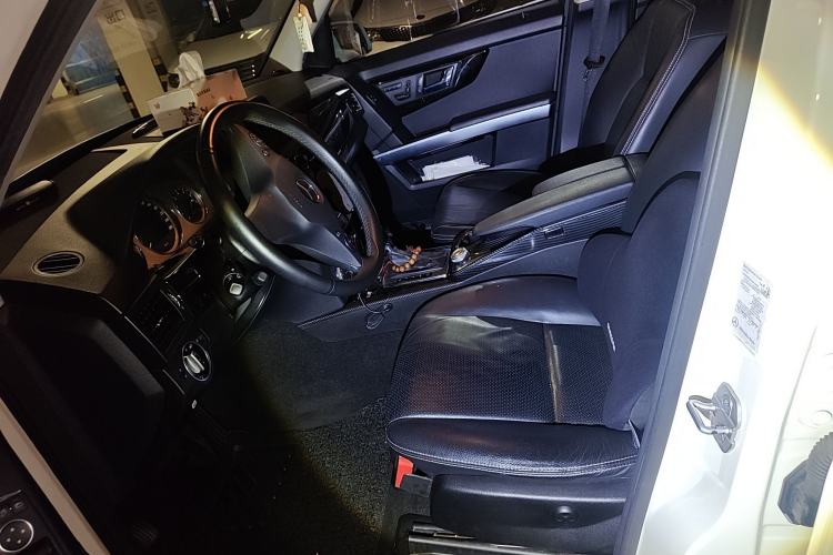 Used Mercedes-Benz GLK-Class 2011 GLK 300 4MATIC Dynamic Model