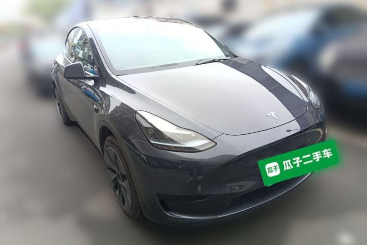 Used Tesla Model Y 2024 Rear-Wheel-Drive Version Front Right 45 Deg