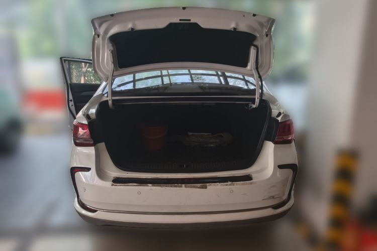 Used BAIC Beijing EU5 2019 R500 Smart Wind Edition Trunk