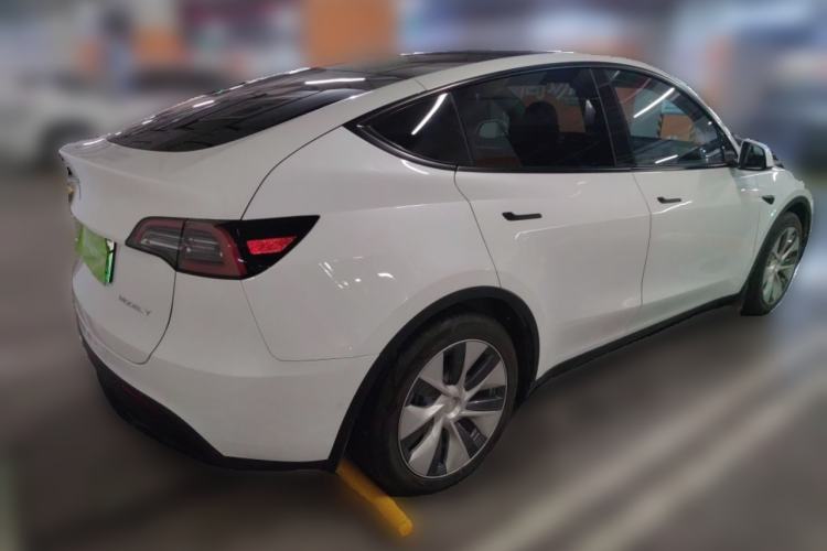 Used Tesla Model Y 2022 Rear-Wheel-Drive Version