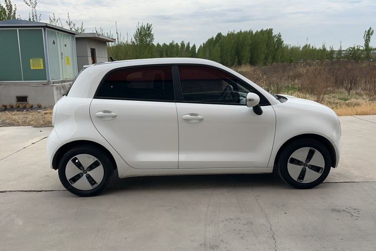 Used ORA Black Cat 2021 301 km Basic Version
