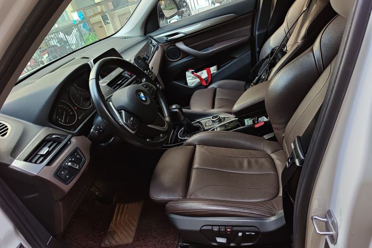 Used BMW X1 New Energy 2018 xDrive25Le Luxury Model Left Front Seat