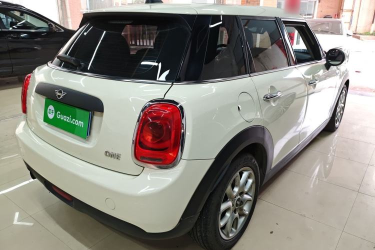 Used MINI 2019 1.5T ONE Five-Door Edition Rear Right 45 Deg