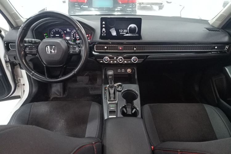 Used Honda Civic 2022 240TURBO CVT Dynamic Edition Center Console