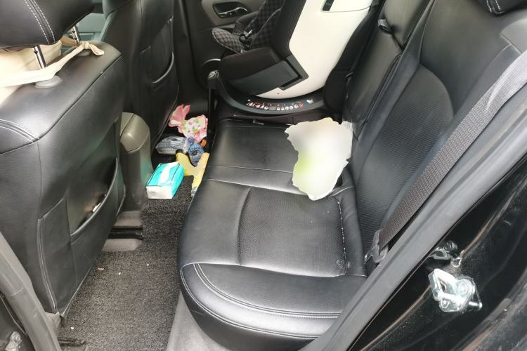 Used Chevrolet Cruze 2013 1.8L SE AT Left Rear Seat