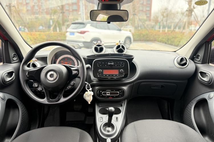 Used smart forfour 2016 1.0L 52 kW Dynamic Edition