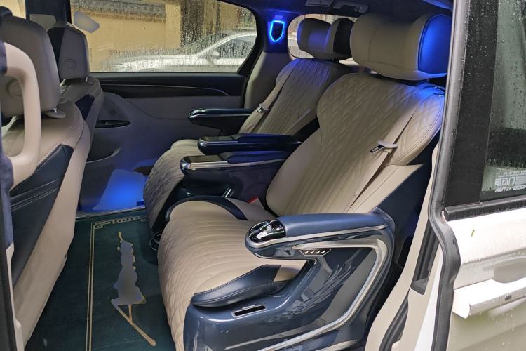 Used Buick GL8 2020 ES Land Cruiser 653T Comfort Edition