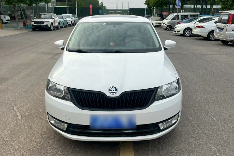 Used Skoda Rapid Spaceback 2016 1.6L Manual Trend Edition Exterior 4