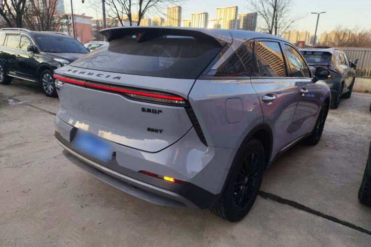 Used Venucia V 2023 260T Idol Edition Pro
