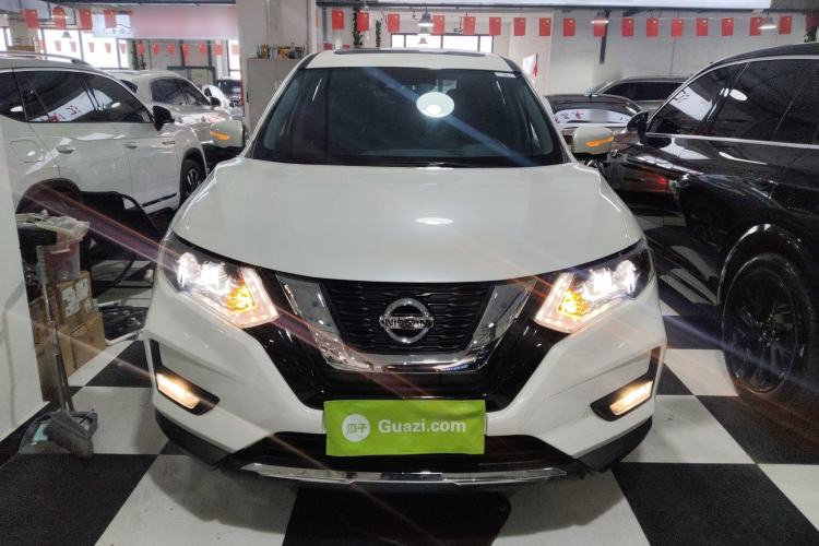 Used Nissan X-Trail 2022 2.0L Two-Wheel Drive Smart Connect Premium Edition