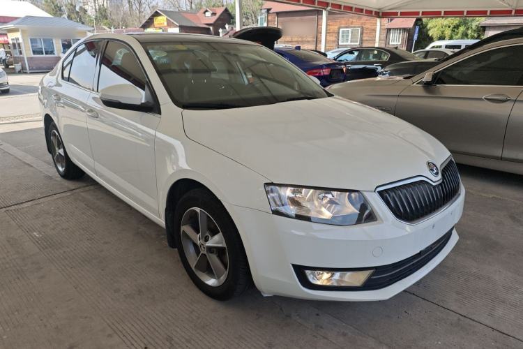 Used Skoda Octavia 2016 1.6L Automatic Smart Drive Edition