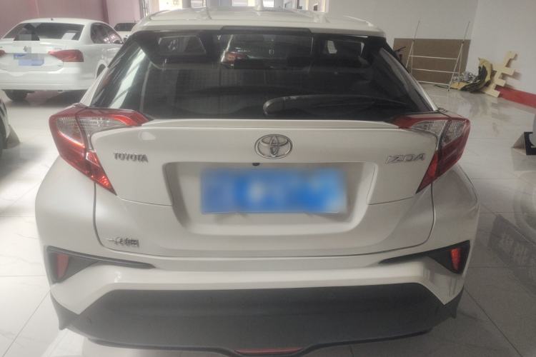Used Toyota IZOA 2020 2.0L Yi Xiang CARE
