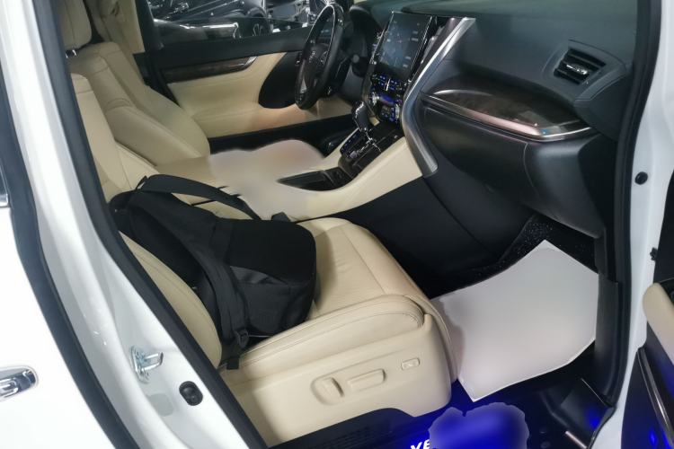 Used Toyota Vellfire 2021 Crown Dual-Engine 2.5L HV Supreme Edition
