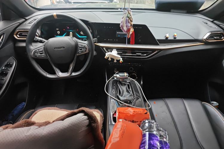 Used CHANGAN OSHAN X5 2022 1.5T DCT Xiake Edition Center Console
