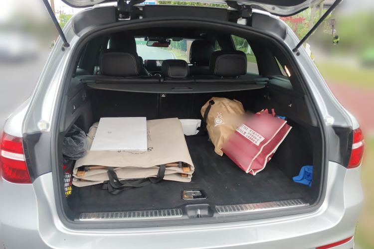 Used Mercedes-Benz GLC 2016 GLC 300 4MATIC Dynamic Model Trunk