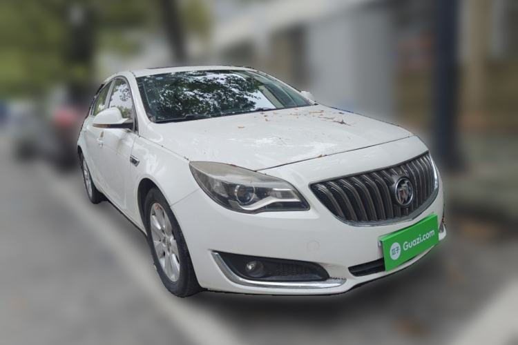 Used Buick Regal 2015 1.6T Leading Technology Model Front Right 45 Deg