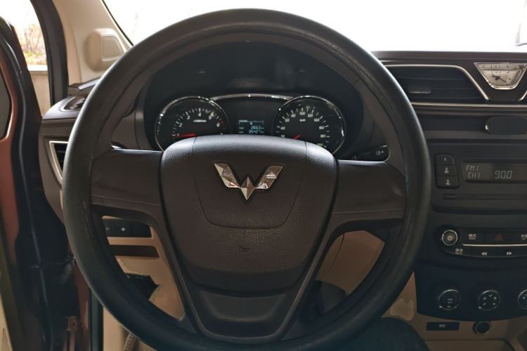 Used Wuling Hongguang 2015 1.5L S1 Standard China V-Emission Standards