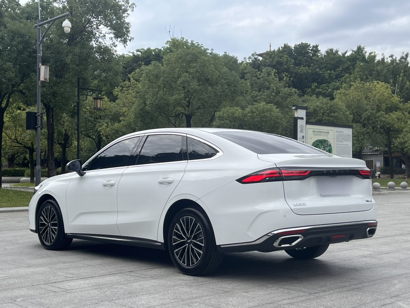 Geely Auto Emgrand 2026 Model 5th Generation 1.5T DCT Prestige Edition — снимка 4