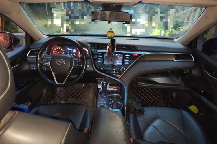 Used Toyota Camry 2018 2.5S Fēngshàng Edition Center Console