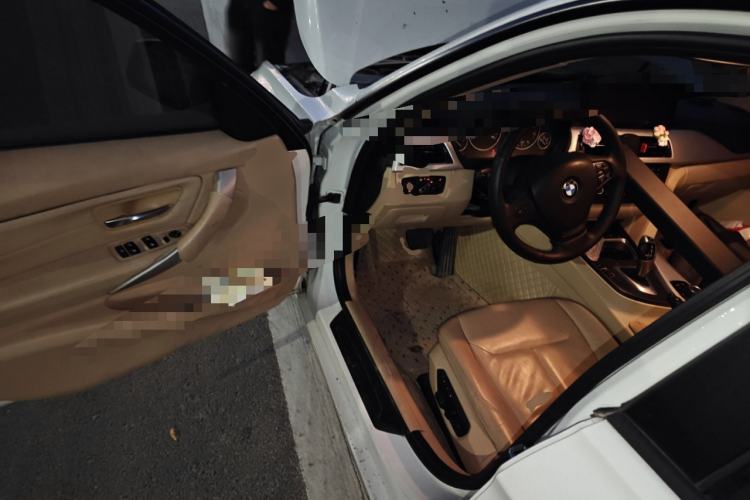 Used BMW 3 Series 2013 320i Active Edition
