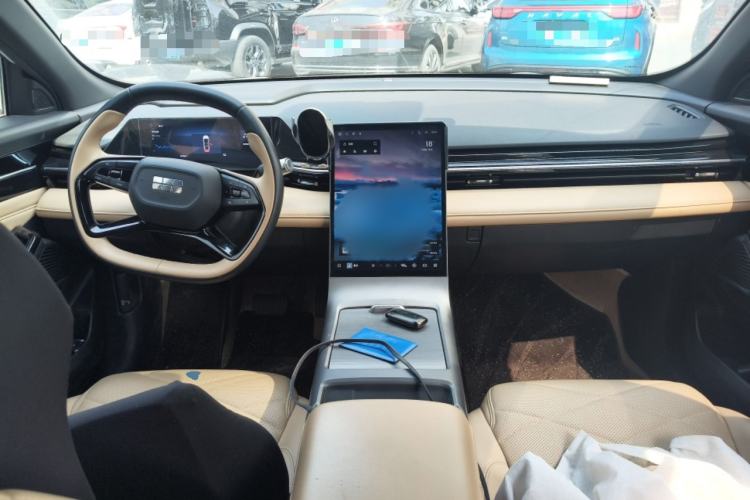 Used Geely Galaxy L6 2023 60km AIR Interior 2