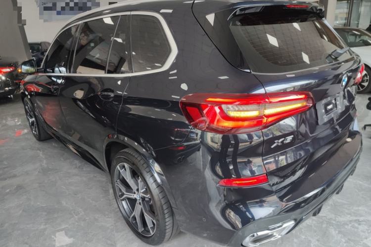 Used BMW X5 2022 Restyled xDrive 40Li M Sport Package
