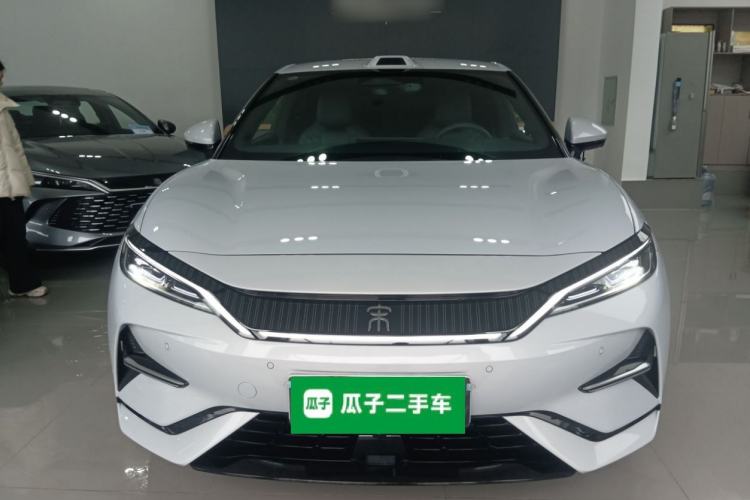 Used BYD Song L EV 2025 Intelligent Driving Version 662 km LiDAR Excellence Edition
