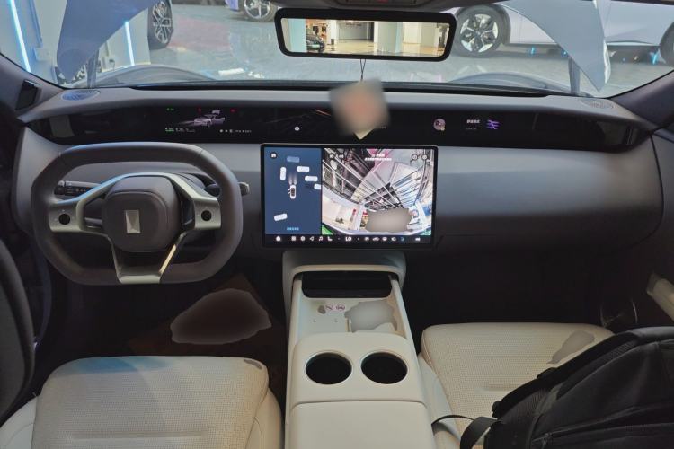 Used Avatr 06 2025 Pro Range-Extended Edition Center Console