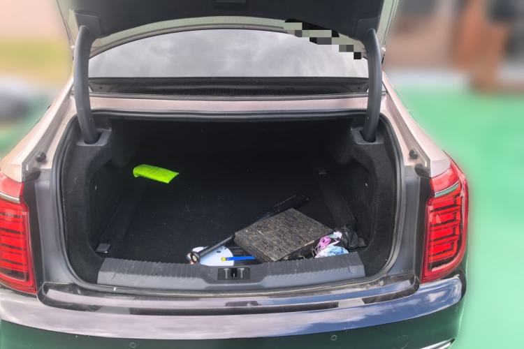 Used Hongqi H9 2022 3.0T Smart Connect Flagship Four-Seater Version
