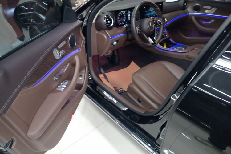 Used Mercedes-Benz E-Class 2023 Updated E 300 L Fashion Edition
