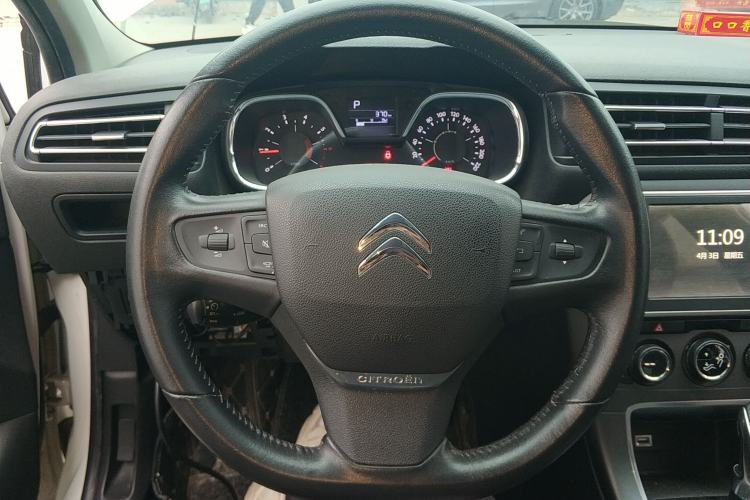 Used Citroen C4 Sega 2016 1.6L Automatic Luxury Model Steering Wheel