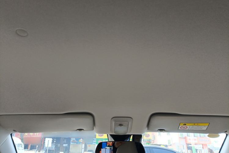 Used Wuling Bingo PLUS 2024 330 km Range Five-Seater Version
