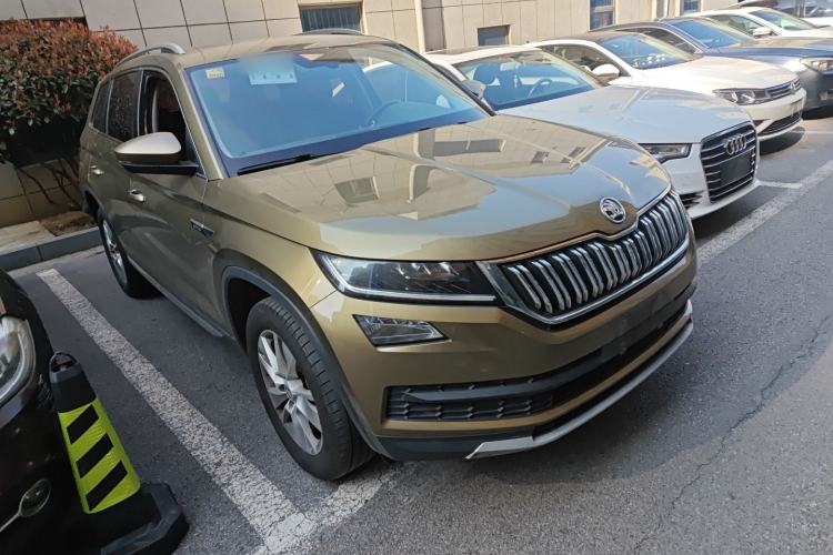 Used Skoda Kodiaq 2018 Facelifted TSI330 5-Seater Two-Wheel-Drive Luxury Enjoyment Edition