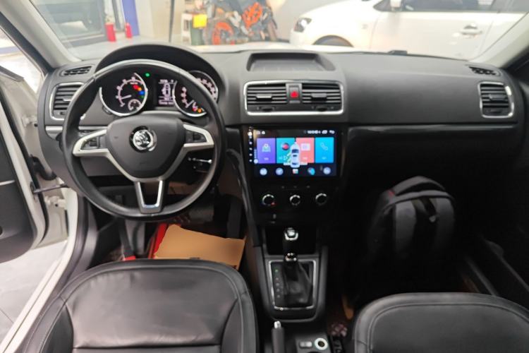 Used Skoda Yeti 2017 TSI280 DSG Car Enjoy Brothers Edition