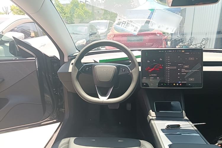 Used Tesla Model 3 2025 Rear-Wheel-Drive Version

