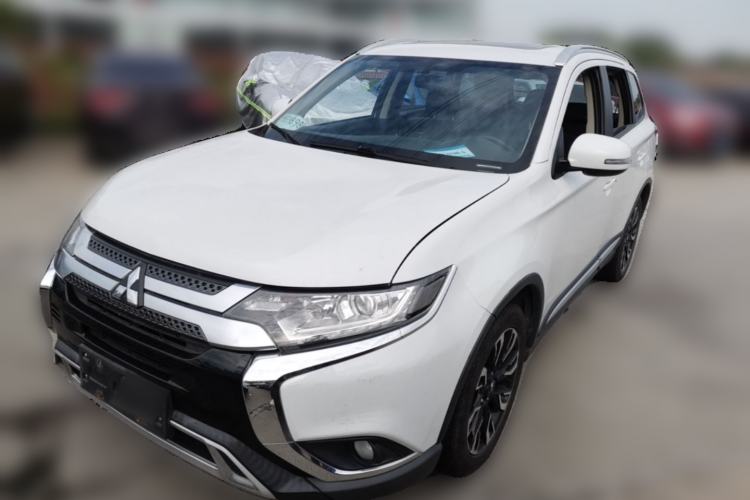 Used Mitsubishi Outlander 2019 2.0L Two-Wheel Drive Comfort Edition 5 Seats China VI Standard Guazi used car, China used car export, Used car for sale, Used cars, Cheapest cars for sale