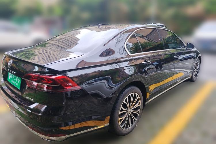 Used Volkswagen Phideon 2018 Revised Version 380TSI Two-Wheel Drive Luxury Edition Rear Right 45 Deg