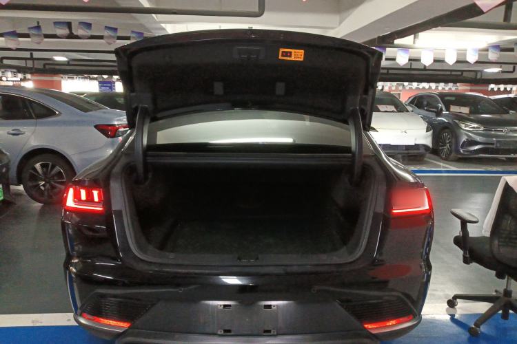 Used BYD Han 2020 EV Long-Range Luxury Model
