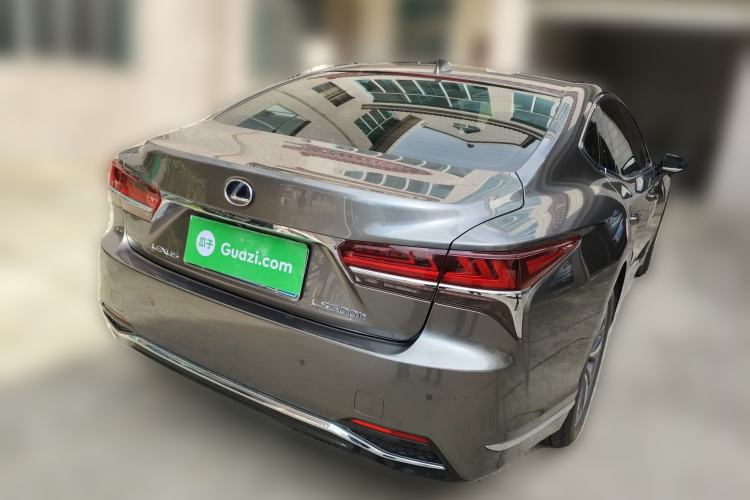 Used Lexus LS 2018 500h Excellence Edition China VI standard