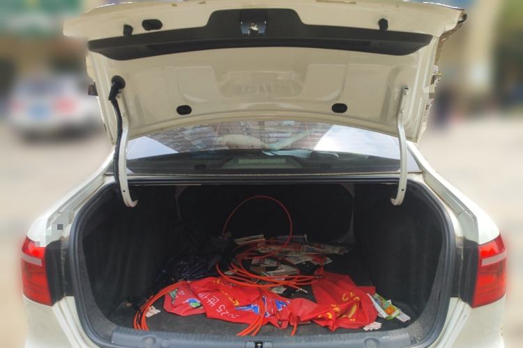 Used Volkswagen Lavida 2013 Revised Classic 1.6L Automatic Fashion Edition