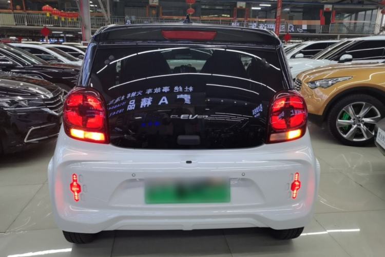 Used Roewe Clever 2021 302 km New Four-Seater Super-Efficient Version

