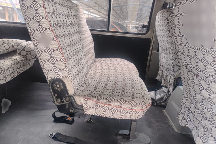 Used FORTHING Lingzhi 2017 Facelifted M3L 1.6L 7-Seater Standard Version
